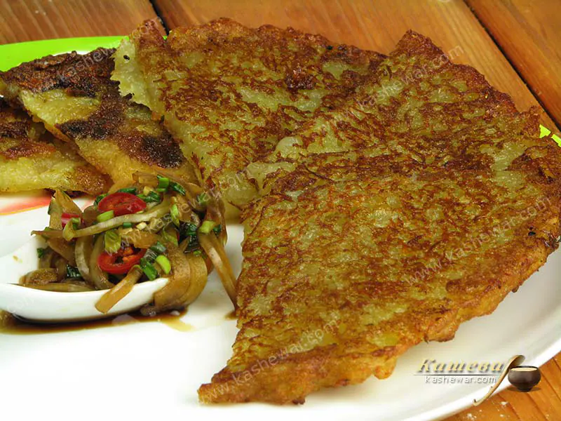 Картофельный блин (Gamjajeon) – рецепт с фото, корейская кухня