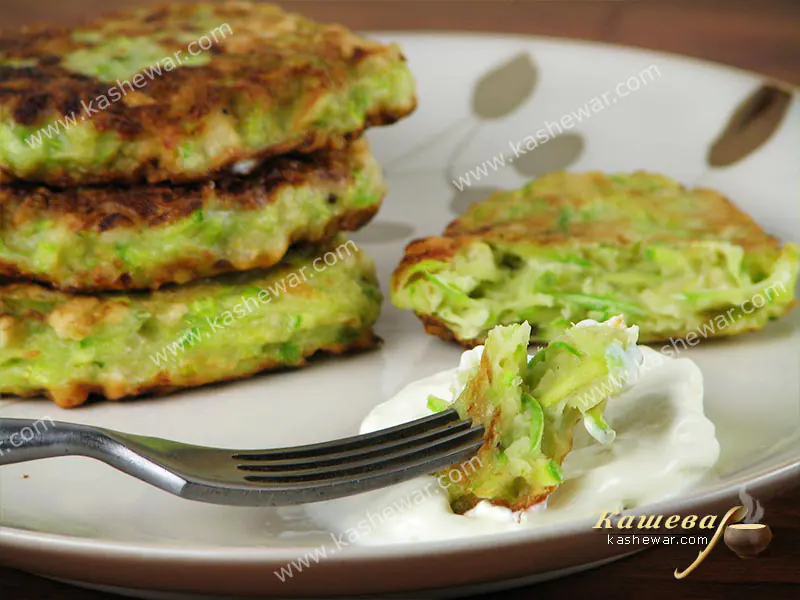 Zucchini fritters (Latkes) - recipe with photo, Jewish cuisine
