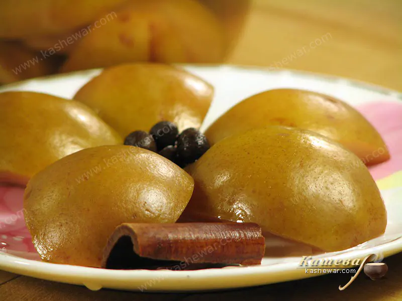Pickled pears – recipe with photo, Moldavian cuisine