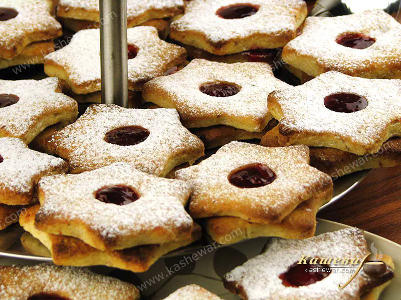 Різдвяне печиво з малиновим джемом – рецепт з фото, німецька кухня