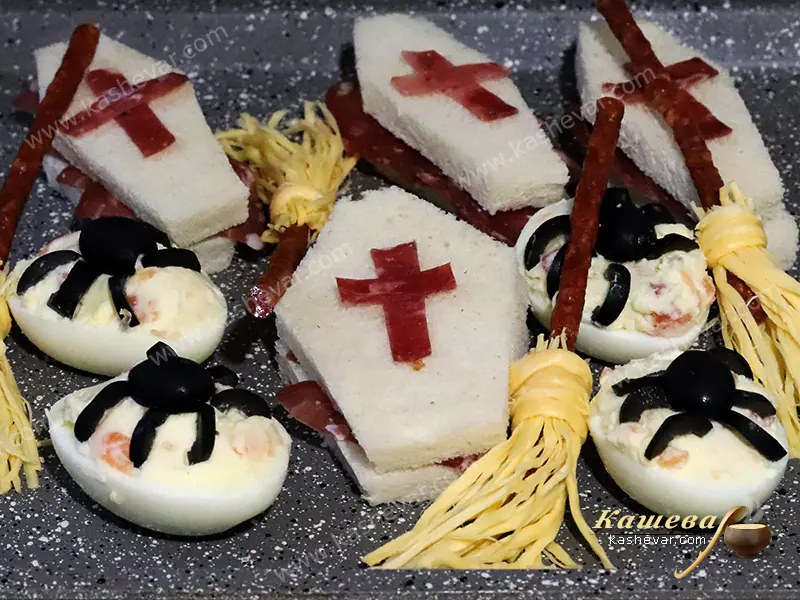Halloween Appetizer Plate - Recipe with Photos, Spanish Cuisine