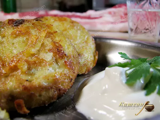 Deruny, Ukrainian potato fritters - recipe with photo, Ukrainian cuisine