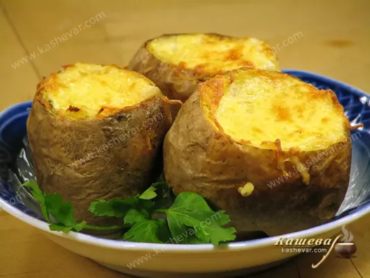 Egg stuffed baked potatoes - recipe with photo, Moldavian cuisine