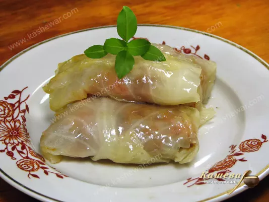 Mushrooms and onions cabbage rolls - recipe with photo, Bulgarian cuisine