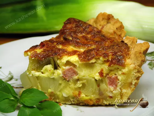 Bacon and leek quiche - recipe with photo, french cuisine