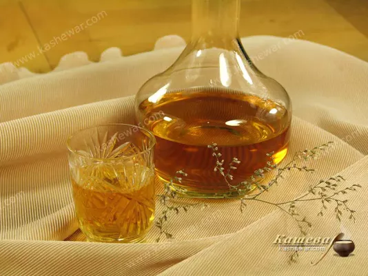Настойка на меду «Крамбамбуля» - рецепт с фото, белорусская кухня