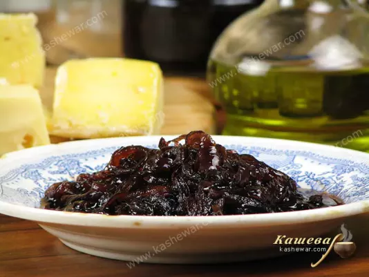 Onion marmalade (Marmellata di cipolle di Tropea) – recipe with photo, Italian cuisine