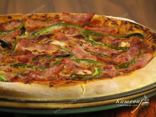 Pizza with ham and sweet pepper - recipe with photo, Italian cuisine