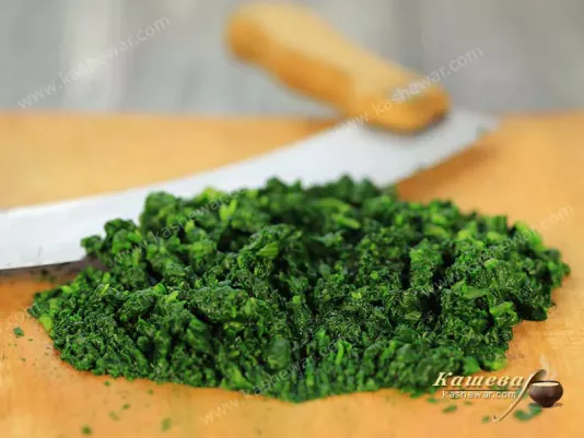 Finely chopped spinach