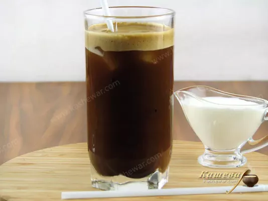 Вариант кофе фраппе на основе Nescafe Gold