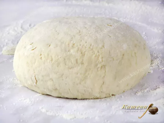Divide the dough into 10-12 pieces