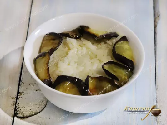 Pilaf with eggplant