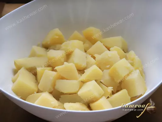 Вареный очищенный картофель