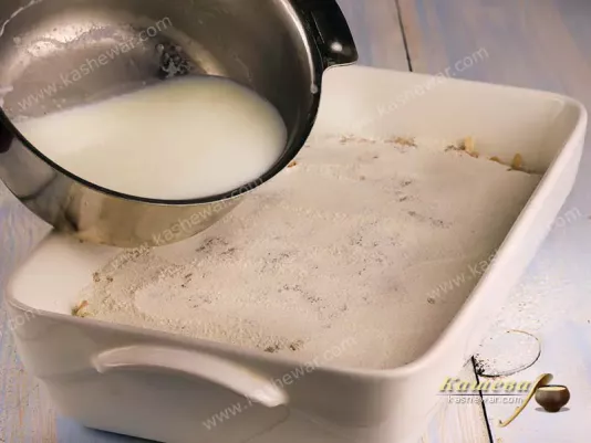 Pouring milk into the pie