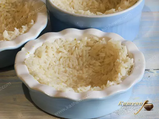 Rice in a baking dish