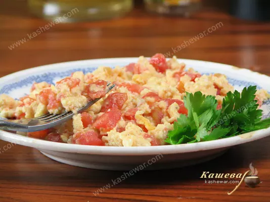 Scrambled eggs with tomatoes - recipe with photo, Turkish cuisine