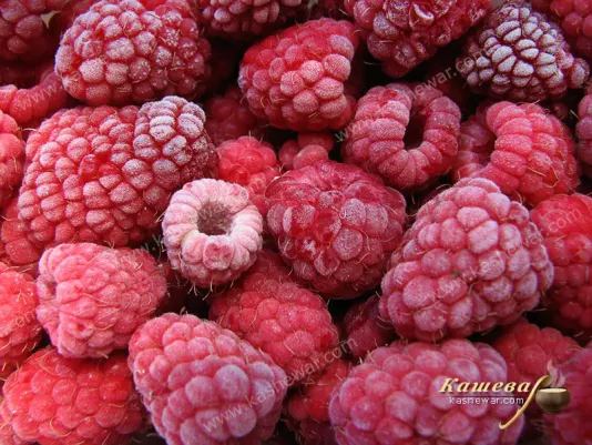 Frozen raspberries – recipe with photo, food preservation for the winter