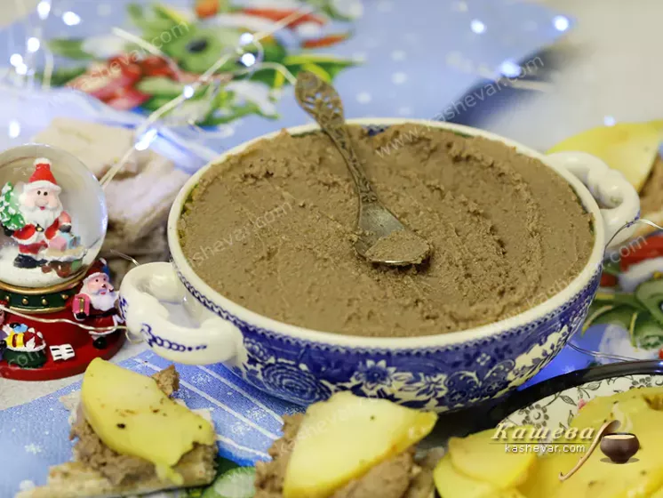 Мус із курячої печінки та смажені яблука – рецепт з фото, французька кухня