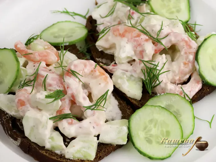 Салат из креветок и огурцов с майонезом из хрена – рецепт с фото, шведская кухня