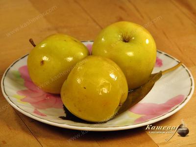 Квашеные яблоки – рецепт с фото, украинская кухня