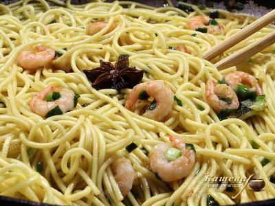 Egg Noodles with Shrimps