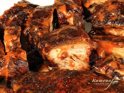 Pork ribs in barbecue sauce