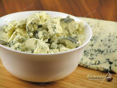 Голубой сыр с плесенью для соуса «Blue cheese»