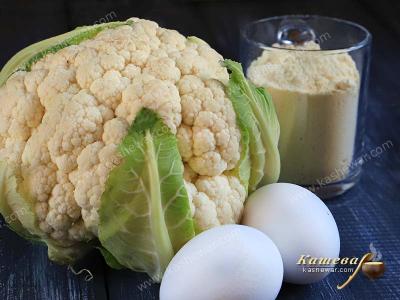 Cauliflower, eggs and cornmeal