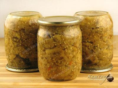 Sterilizing jars of eggplant caviar