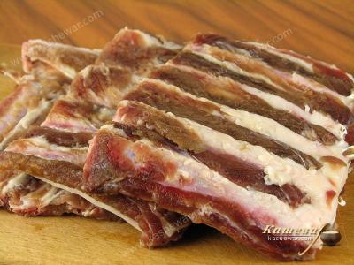 Salted pork ribs