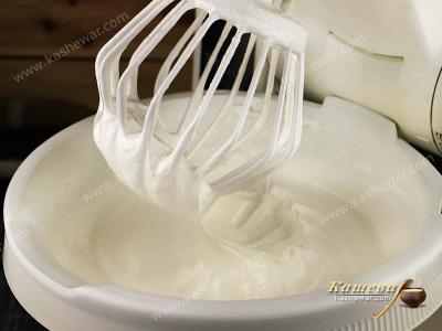 Egg whites whipped with sugar