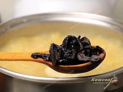 Prunes in the soup