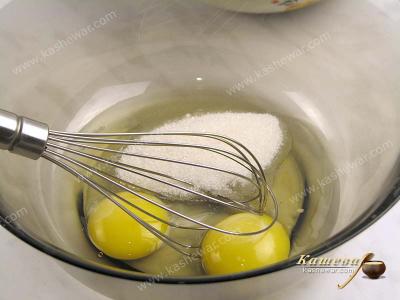 Eggs mixed with sugar