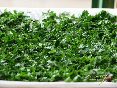 Drying parsley