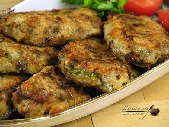 Котлеты из баклажанов с соусом – рецепт с фото, турецкая кухня