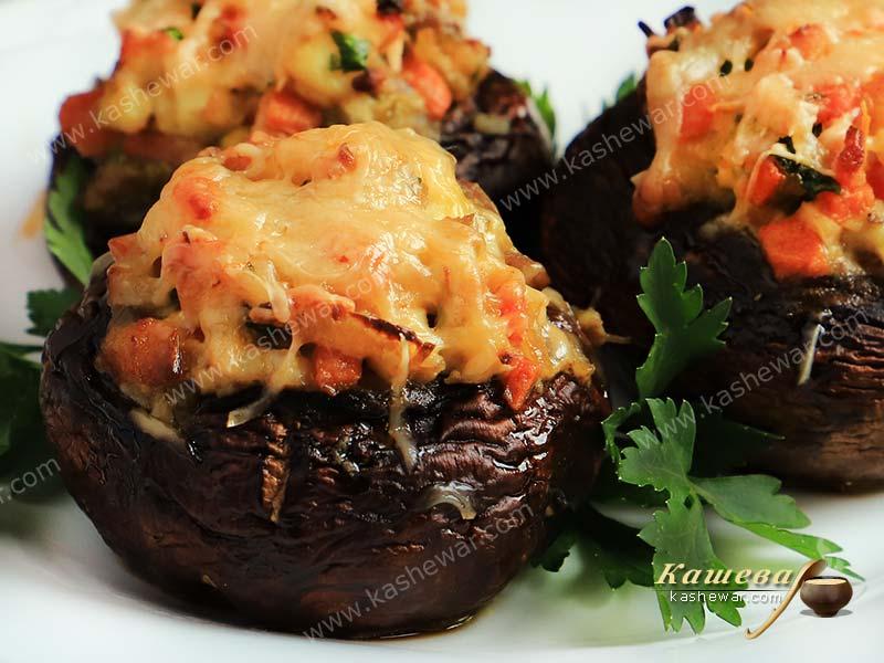 Champignons stuffed with vegetables and eggs – recipe with photo, snacks
