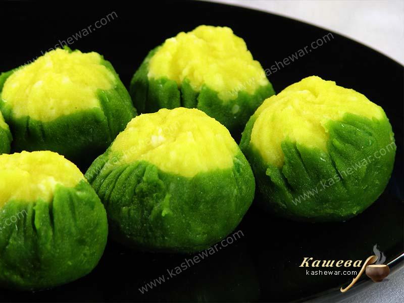 Green and Yellow Puff Cakes (Chakin Shibori) – recipe with photo, japanese cuisine